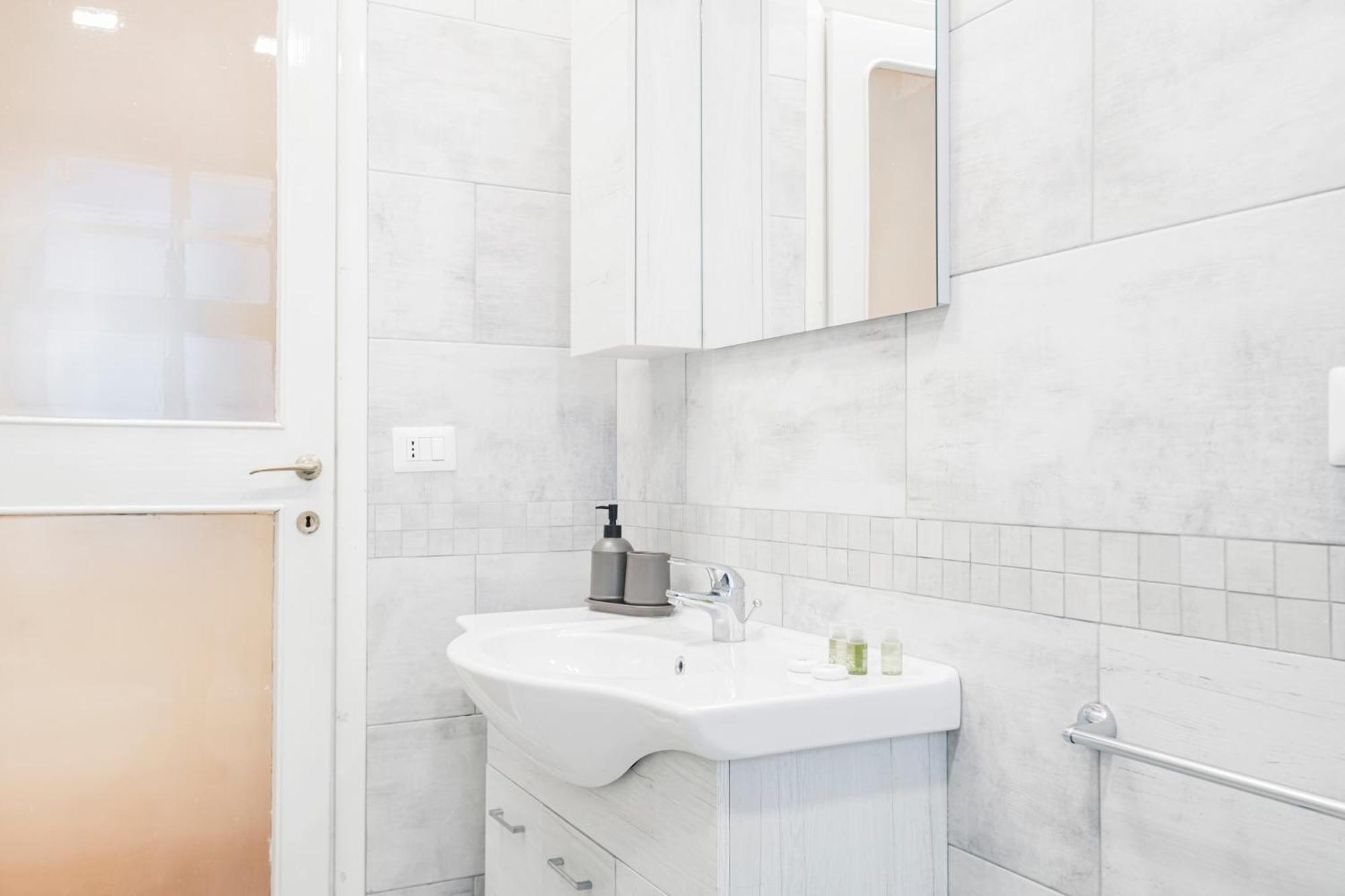 Appartamento Easylife - Elegant 3 Mins From Duomo *